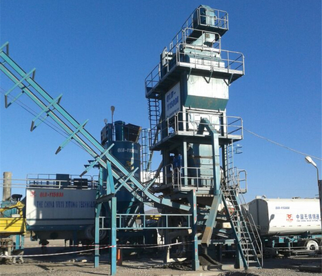 Thermal Oil Heated Mobile Asphalt Mixing Plant Road Making Equipment 4 Folds Screen