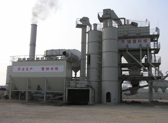 95% screening efficiency Asphalt drum mix plant 0.6 stere air storage tank support mixing tower