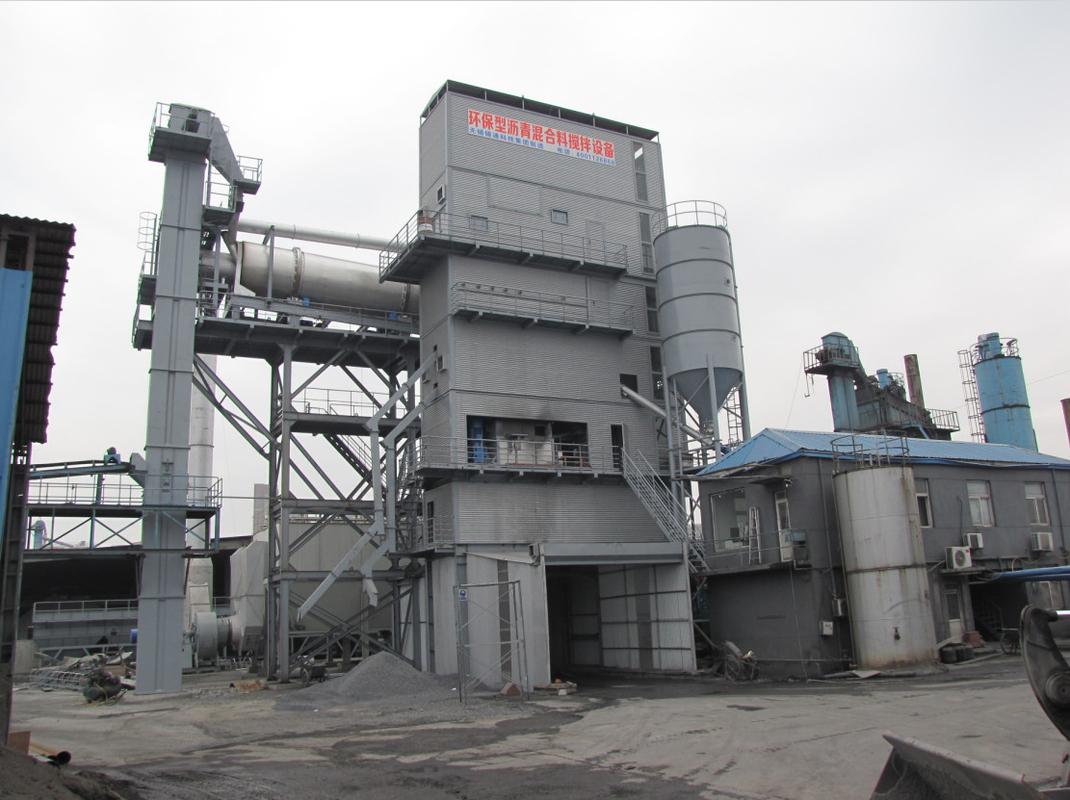 70m 3 Filler Bin Hot Mix Bitumen Plant , Road Machinery Equipment With WAM Screw Conveyor