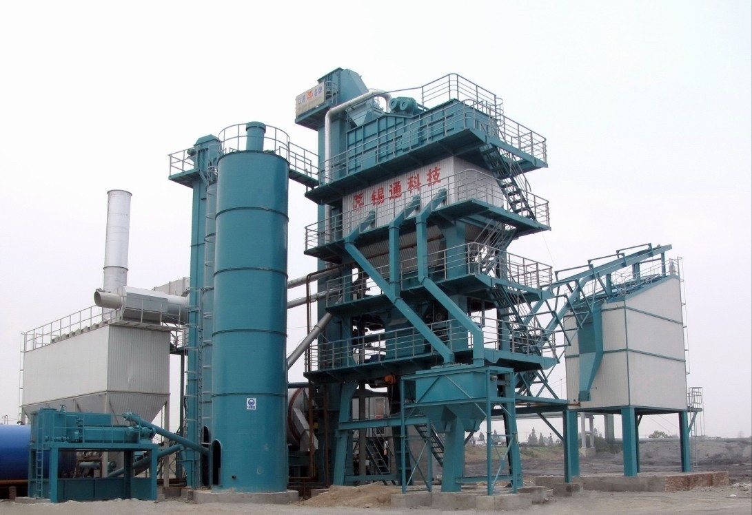 40mm Maximum Size Aggregate Asphalt Plant , 3.40M Feeding Height Highway Construction Machinery