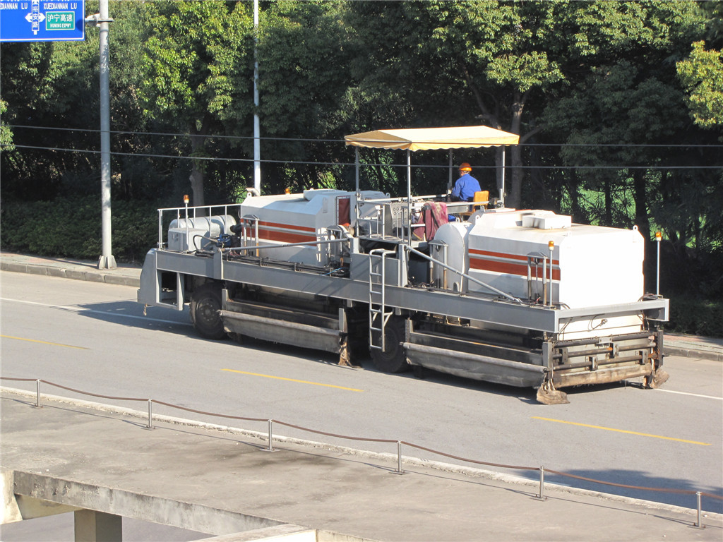 Hot In Place Recycling Process Asphalt Recycling Machine 145℃ Road Paving Equipment